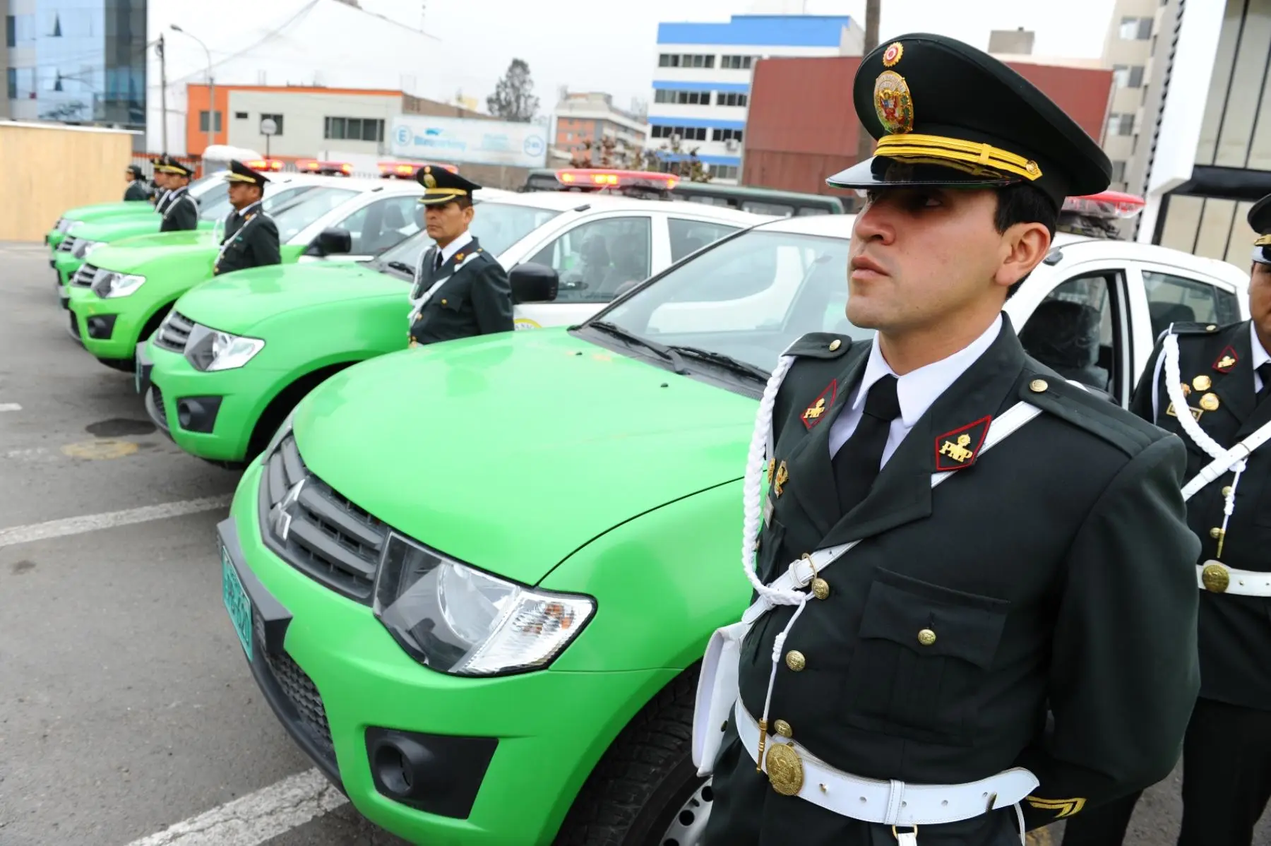 Policía